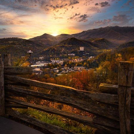 Wilderness Lodge, Hot Tub, Game Room, Pool Access, 1089 Free Tickets Each Paid Day, Dollywood And M Sevierville Extérieur photo