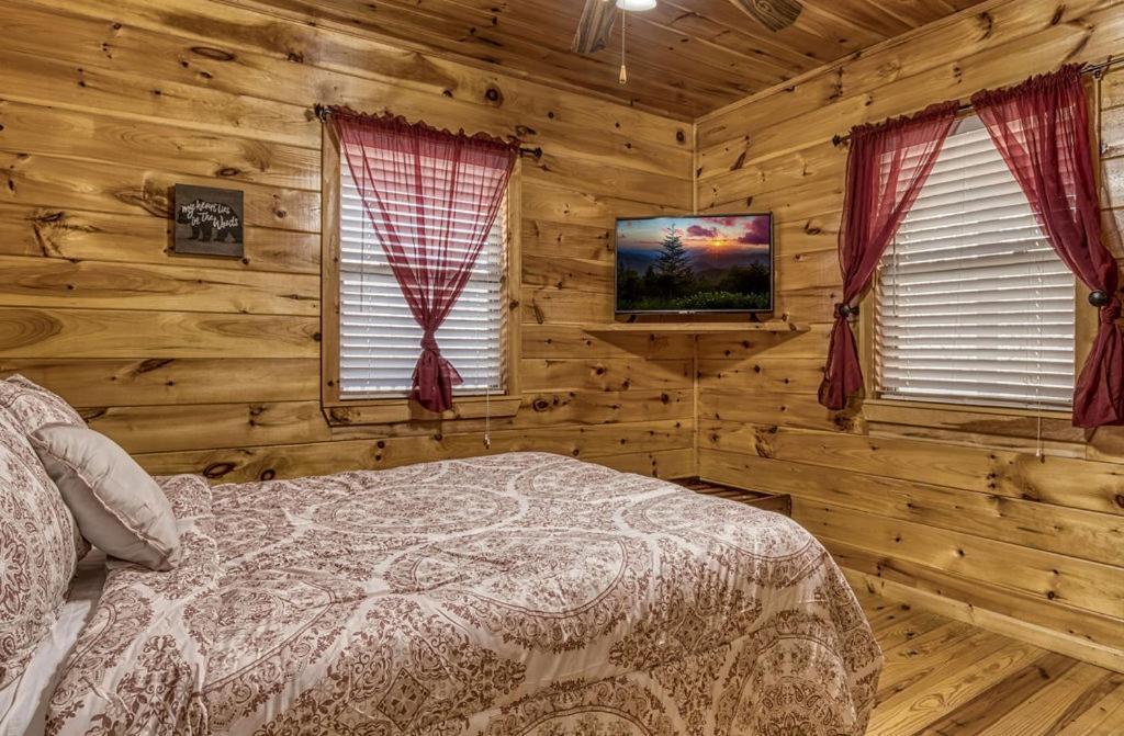 Wilderness Lodge, Hot Tub, Game Room, Pool Access, 1089 Free Tickets Each Paid Day, Dollywood And M Sevierville Extérieur photo