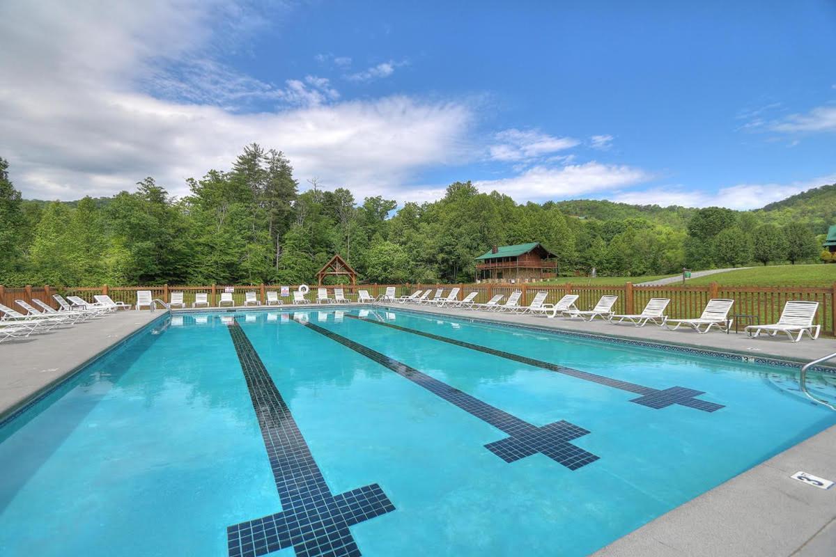 Wilderness Lodge, Hot Tub, Game Room, Pool Access, 1089 Free Tickets Each Paid Day, Dollywood And M Sevierville Extérieur photo